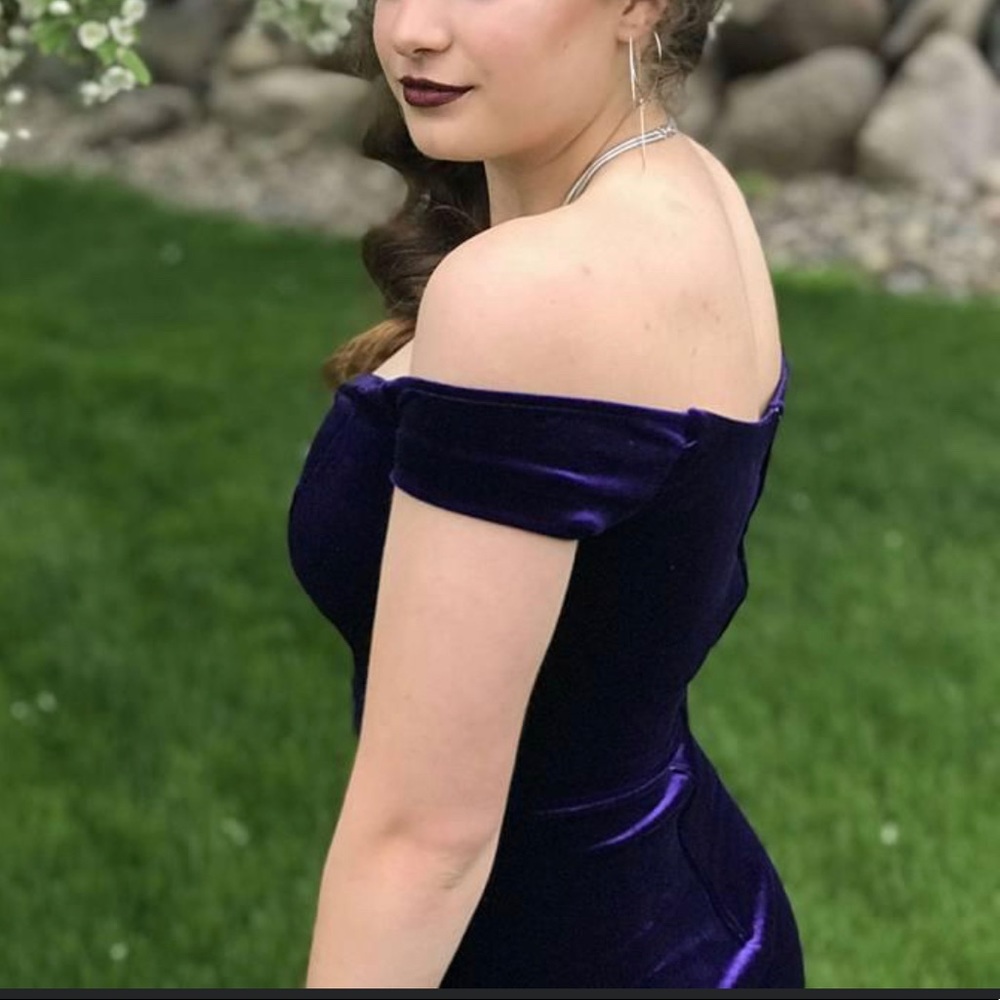 Prom/ formal dress -indigo very flattering!!!